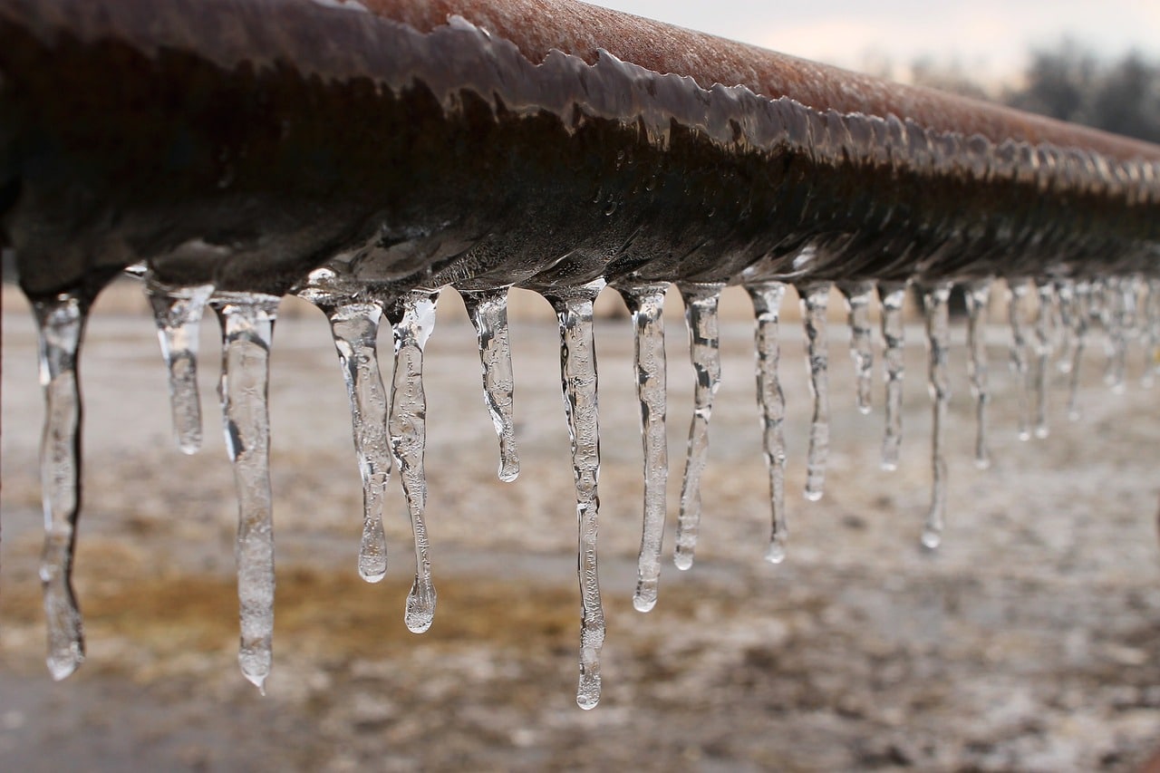 mantenimiento de tuberías en el invierno